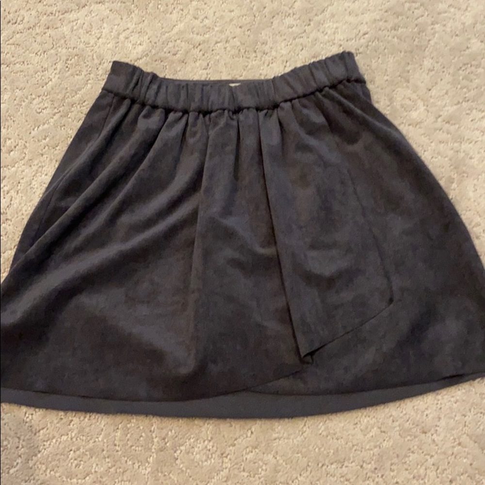 Aritzia Grey suede skirt XXS
